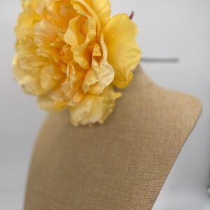 PEONIA AMARILLO PASTEL