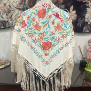 Mantón Blanco y Tonos Bordados