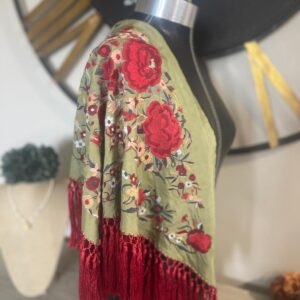 Manton de gitana tamaño mediano